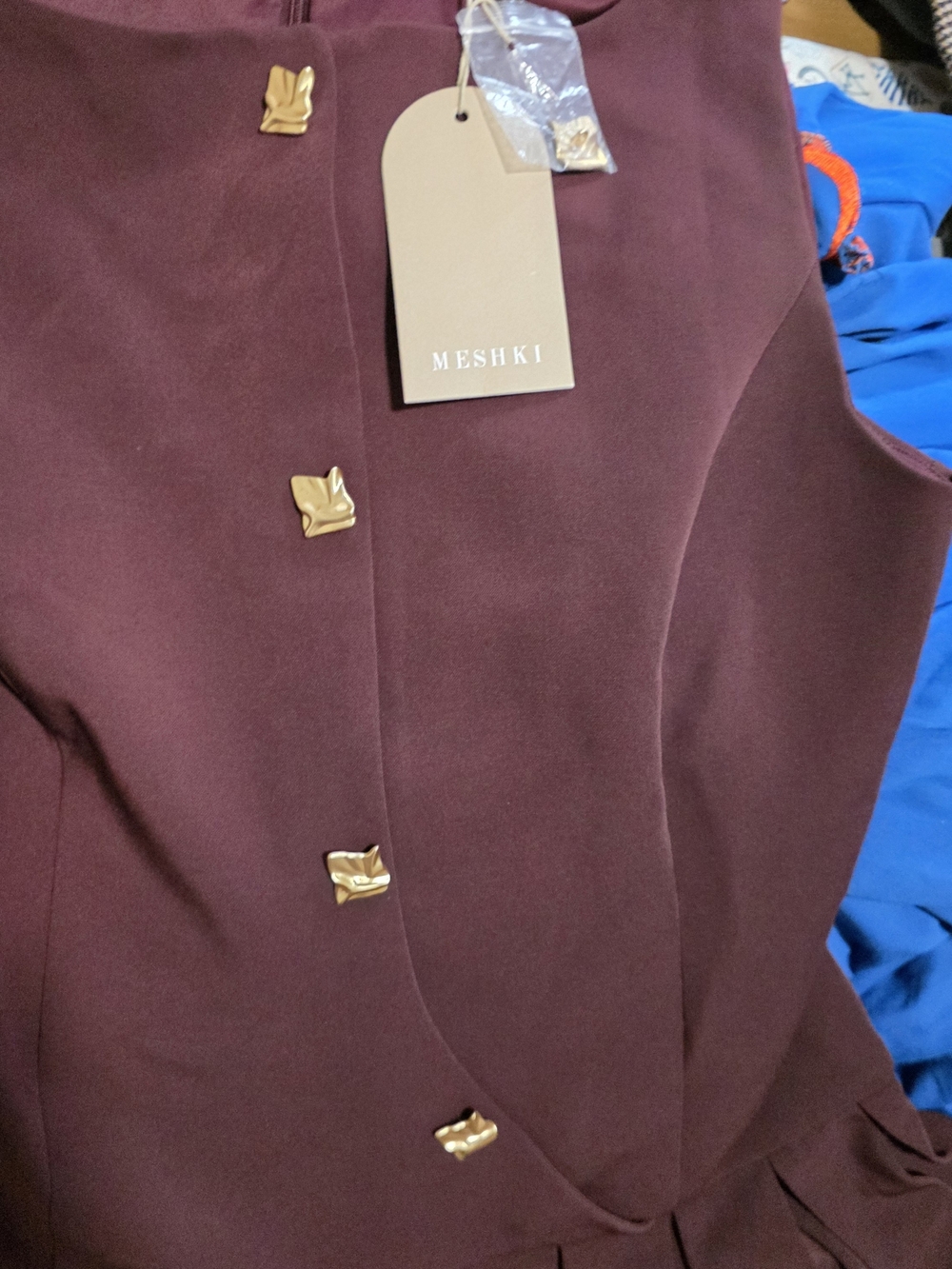Meshki Sleeveless Pleated Mini Dress in Wine L - Picture 8 of 8